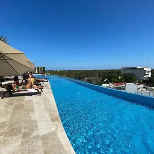 luxurious-studio-in-menesse-tulum-pool-gym-cinema.tulum-hotels.net/
